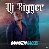 Dj bigger & Vico Da Sporo & Zodwa & Ahadi - Bakhuzeni bafana (feat. Vico Da Sporo, Zodwa & Ahadi)